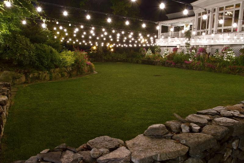 Bedford Village Inn Exteriér fotografie