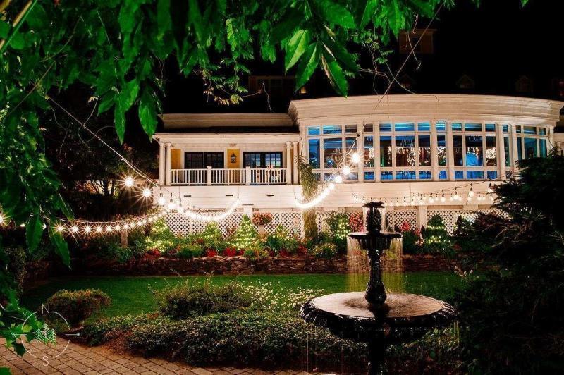 Bedford Village Inn Exteriér fotografie